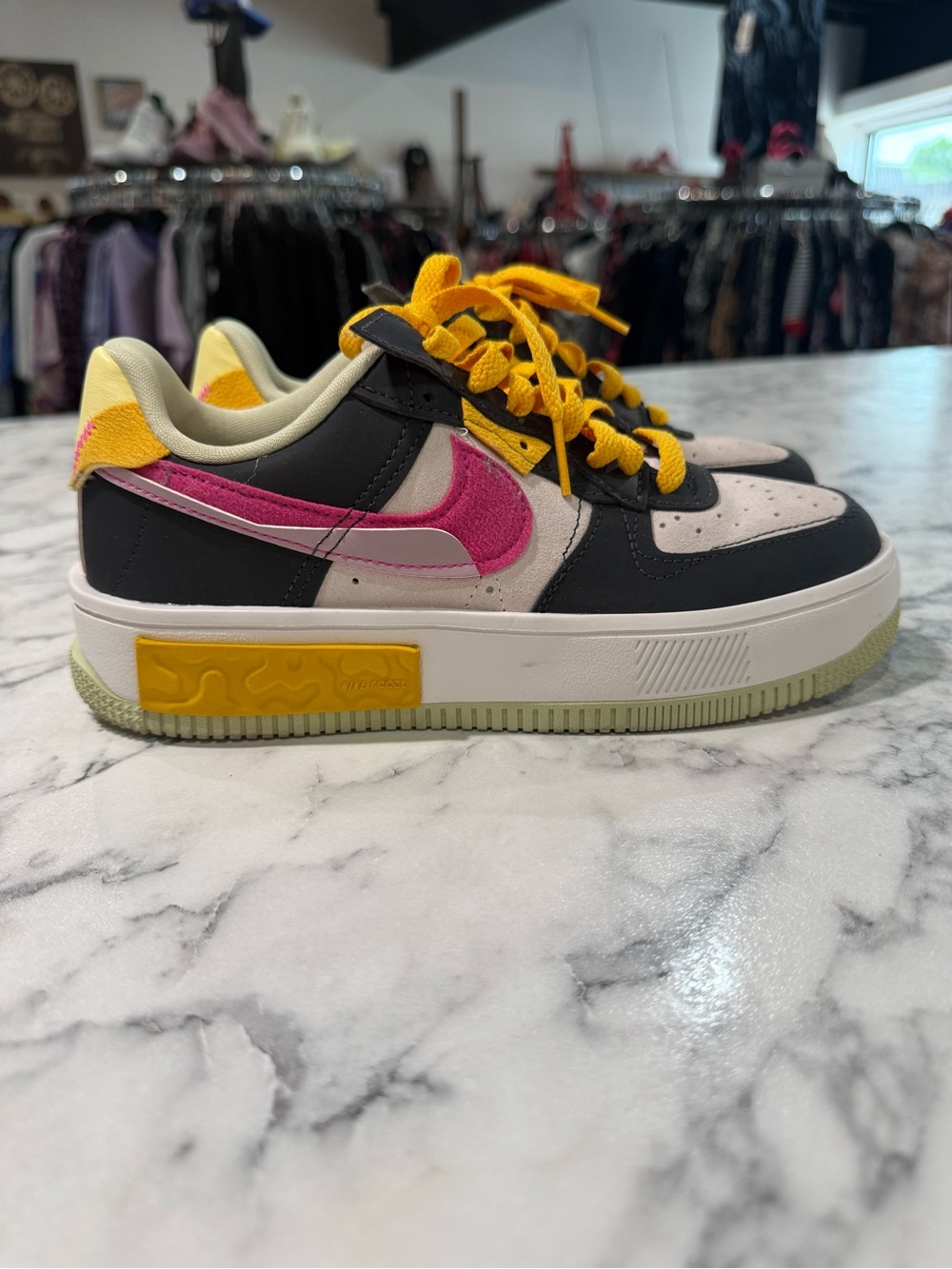 Nike Women's Trainers Air Force 1 Fontanka MC Casual Lace-Up Low-Top Size:6.5